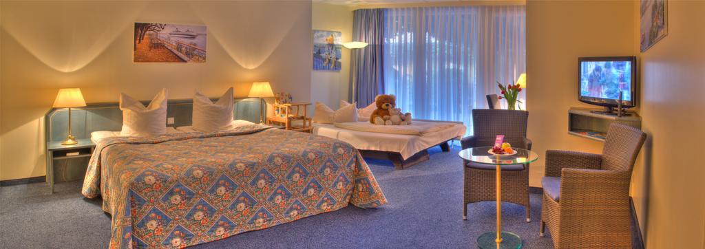 Hotel Kreuzer Wedel Habitación foto
